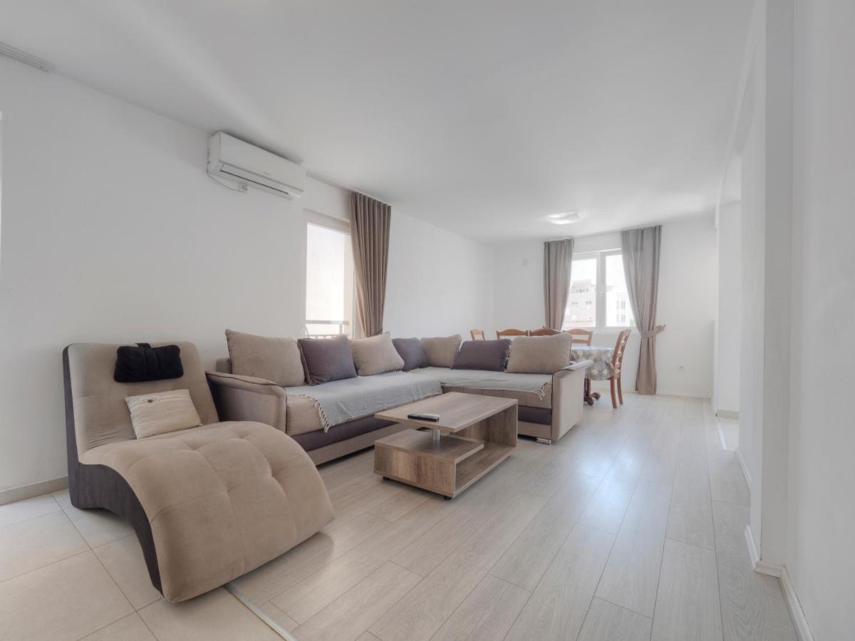 Family Three Bedroom Apartment Brando Budva Dış mekan fotoğraf